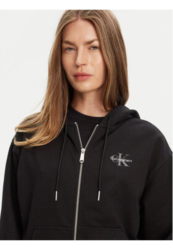 Calvin Klein Jeans Bluza Monologo LV047B270G Czarny Regular Fit. Kolor: czarny. Materiał: bawełna