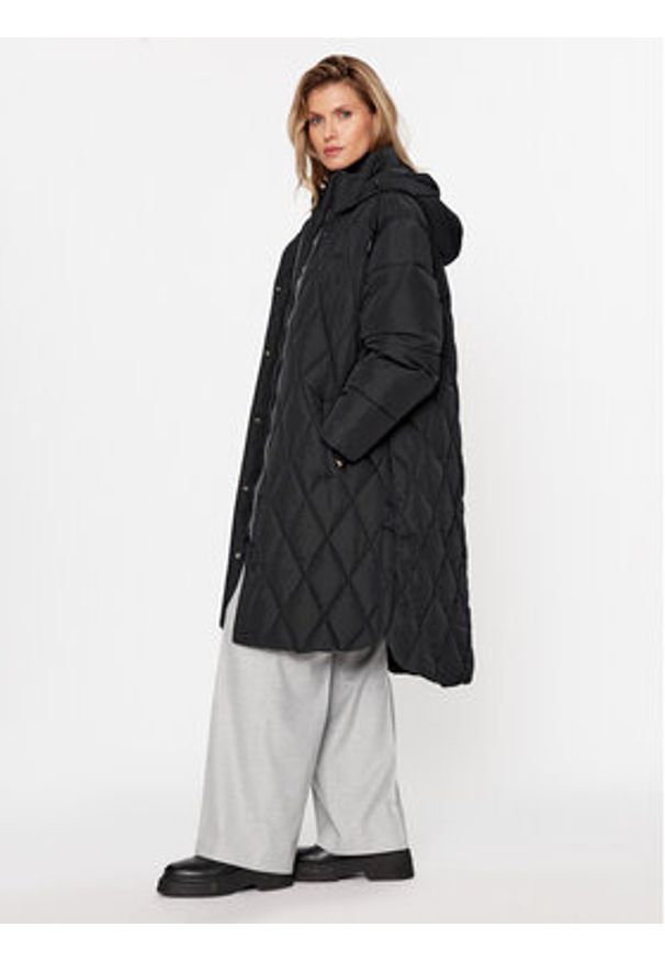 Lee Kurtka zimowa 112341597 Czarny Relaxed Fit. Kolor: czarny. Materiał: syntetyk. Sezon: zima