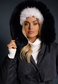 Renee - Granatowa Kurtka Płaszcz ze Ściągaczem i Kapturem z Ozdobnym Futerkiem Livieya. Kolor: niebieski. Materiał: futro #3