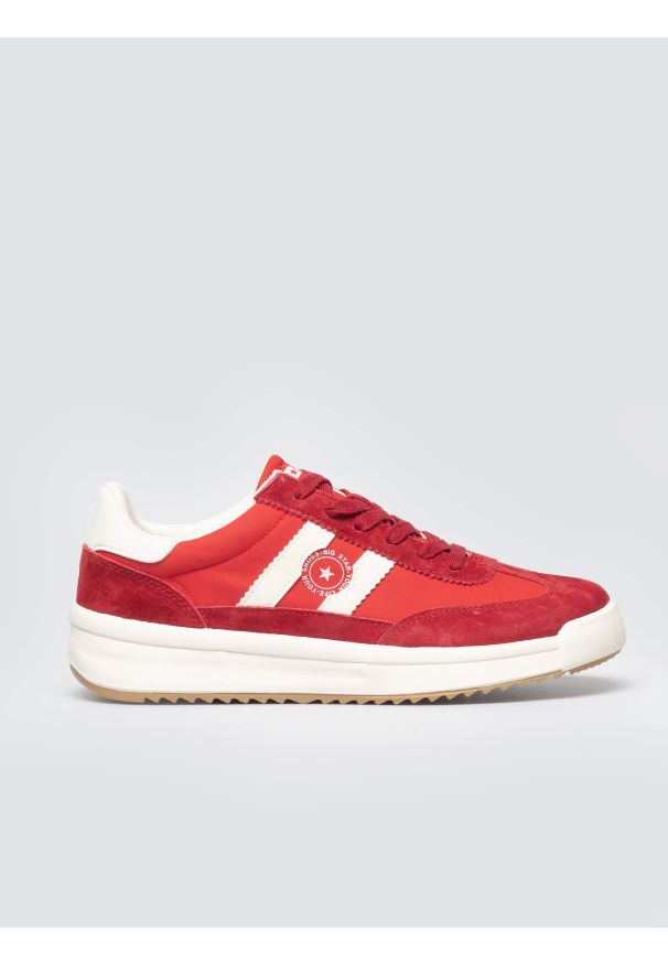 Big-Star - Sneakersy damskie ze skórzanymi wstawkami czerwone TT274158 603. Nosek buta: okrągły. Zapięcie: sznurówki. Kolor: czerwony. Materiał: skóra. Wzór: aplikacja