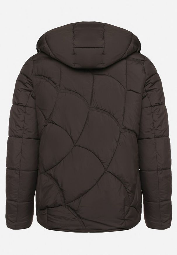 Born2be - Czarna Pikowana Kurtka z Kieszeniami i Kapturem z Możliwością Odpięcia Nikigala. Okazja: na co dzień, na spacer. Kolekcja: plus size. Kolor: czarny. Materiał: materiał, jeans. Styl: elegancki, casual