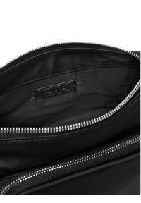 Calvin Klein Torebka Pocket Nylon Bag W/ Strap LV04F3132G Czarny. Kolor: czarny
