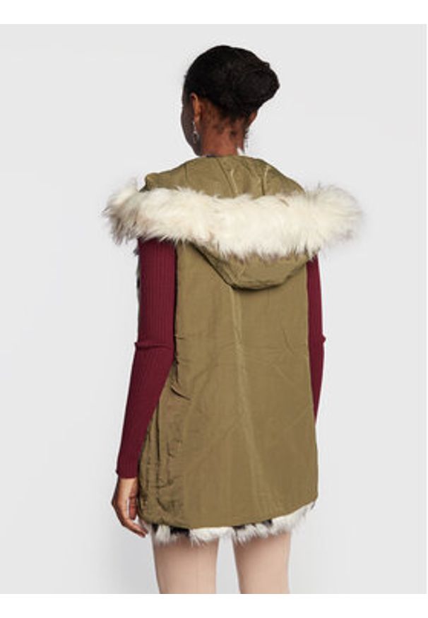 Guess Parka Lena W2BL32 WEWG0 Zielony Regular Fit. Kolor: zielony. Materiał: syntetyk