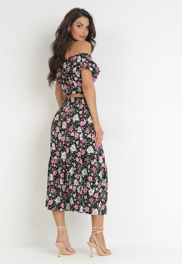 Born2be - Czarny 2-częściowy Komplet z Topem i Spódnicą Alnasoa. Kolor: czarny