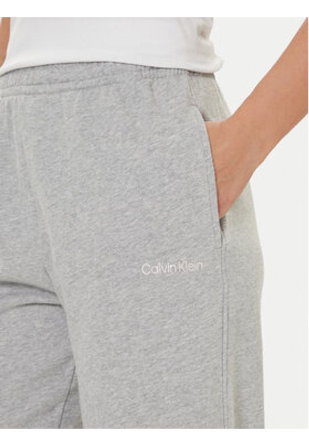 Calvin Klein Underwear Spodnie dresowe LV00QS7515 Szary Regular Fit. Kolor: szary. Materiał: bawełna