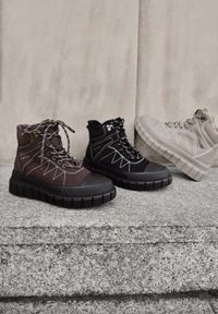 Born2be - Czarne Botki Trapery Vices na Grubej Tłoczonej Podeszwie z Przeszyciami Amarrise. Okazja: na co dzień. Kolor: czarny. Materiał: jeans. Styl: casual #7