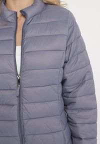 Born2be - Szara Pikowana Kurtka w Klasycznym Stylu Nelaniel. Okazja: na co dzień. Kolor: szary. Materiał: jeans. Styl: klasyczny #6