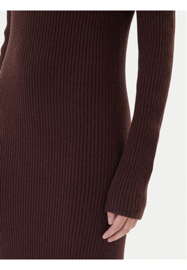 Kontatto Sukienka dzianinowa 3M0853C Brązowy Regular Fit. Kolor: brązowy. Materiał: syntetyk