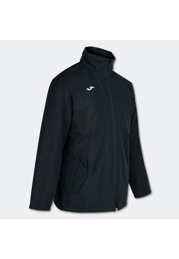Kurtka sportowa wiatroszczelna dla dzieci Joma Trivor. Kolor: czarny. Materiał: poliester, polar. Sport: piłka nożna