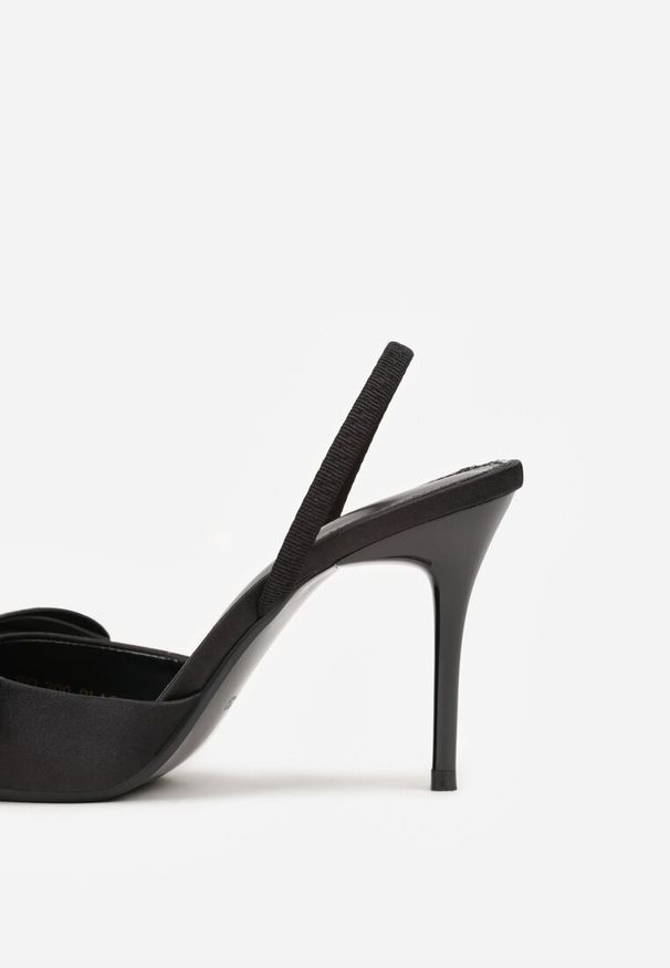 Renee - Czarne Sandały Satynowe na Szpilce Slingback Ozdobione Kokardą Daemoris. Okazja: na imprezę. Zapięcie: sprzączka. Kolor: czarny. Materiał: satyna. Wzór: aplikacja. Obcas: na szpilce. Styl: elegancki