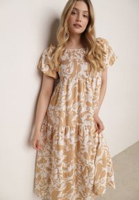 Born2be - Beżowa Rozkloszowana Sukienka z Wiskozy z Bufiastymi Rękawami w Roślinny Wzór Semea. Okazja: do pracy, na co dzień, na spotkanie biznesowe. Kolor: beżowy. Materiał: wiskoza. Sezon: lato. Typ sukienki: proste, rozkloszowane. Styl: biznesowy, casual. Długość: maxi #1