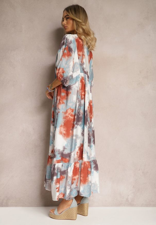Renee - Beżowa Sukienka w Stylu Boho z Krótkim Rękawem z Falbanką i Rękawem 3/4 Valendra. Okazja: na co dzień, na imprezę. Typ kołnierza: dekolt w serek. Kolekcja: plus size. Kolor: biały. Typ sukienki: dla puszystych. Materiał: materiał. Długość rękawa: krótki rękaw. Sezon: lato. Styl: boho