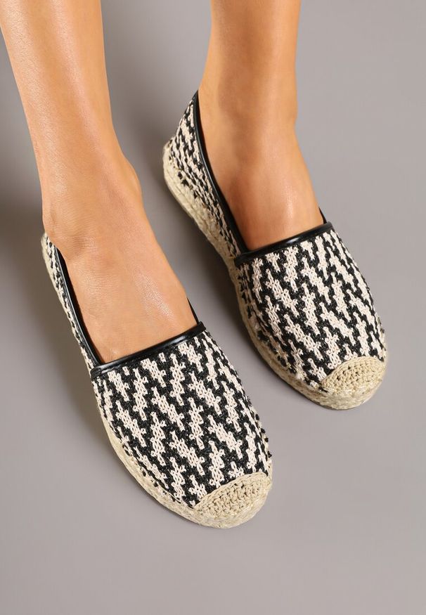 Born2be - Czarne Espadryle z Ozdobną Plecionką Nimilithae. Okazja: na co dzień. Kolor: czarny. Materiał: jeans. Sezon: lato. Styl: elegancki, casual