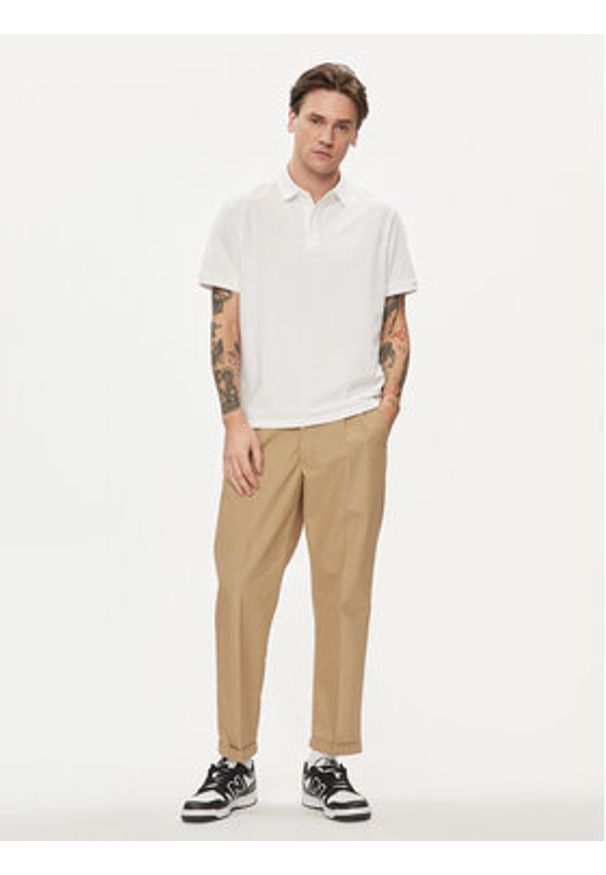 Pepe Jeans Polo Harper PM542157 Biały Regular Fit. Typ kołnierza: polo. Kolor: biały. Materiał: bawełna