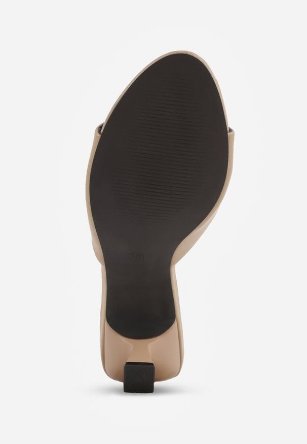 Renee - Ciemnobeżowe Klapki Peep Toe na Obcasie Kaczuszka Calinetta. Nosek buta: otwarty. Kolor: beżowy. Materiał: koronka. Obcas: na obcasie. Styl: klasyczny. Wysokość obcasa: średni