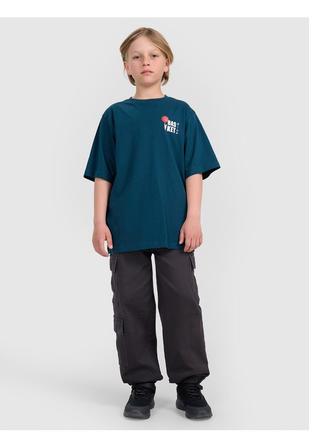 4f - 4F T-shirt oversize z nadrukiem chłopięcy - turkusowy 134 (8-9 lat). Okazja: na co dzień. Kolor: turkusowy. Wzór: nadruk. Sezon: lato. Styl: casual