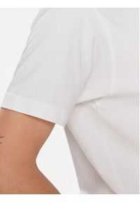 DAY T-Shirt Parry 100424 Biały Regular Fit. Kolor: biały. Materiał: bawełna