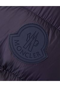 MONCLER - Granatowa kurtka Soreiller. Kolor: niebieski. Materiał: jeans, dresówka, puch. Wzór: aplikacja. Styl: klasyczny #4