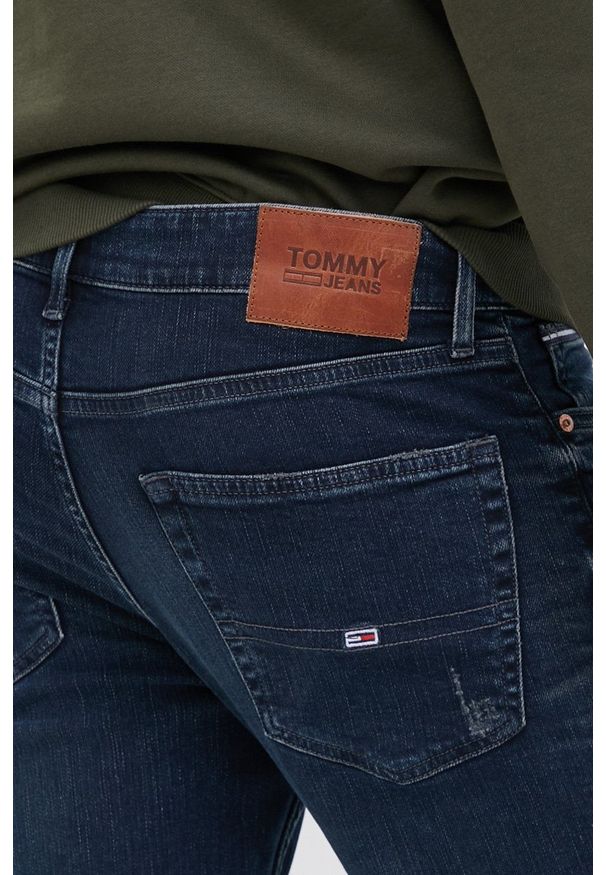Tommy Jeans - Jeansy Scanton. Kolor: niebieski