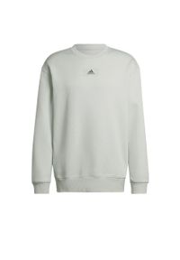 Adidas - Bluza z opuszczonym ramieniem adidas Essentials FeelVivid. Kolor: zielony. Materiał: polar #2
