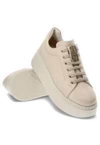 Beżowe Sneakersy Karino Modne Półbuty Damskie. Okazja: na co dzień. Kolor: beżowy. Materiał: skóra. Wzór: gładki. Obcas: na platformie. Sport: turystyka piesza #8