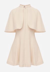 Renee - Beżowa Taliowana Sukienka w Eleganckim Stylu z Narzutką Typu Pelerynka Agatea. Kolor: beżowy. Styl: elegancki #6