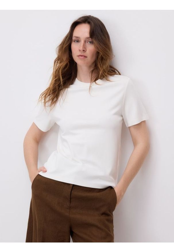 Reserved - Bluzka z wiskozą - złamana biel. Materiał: wiskoza. Wzór: gładki