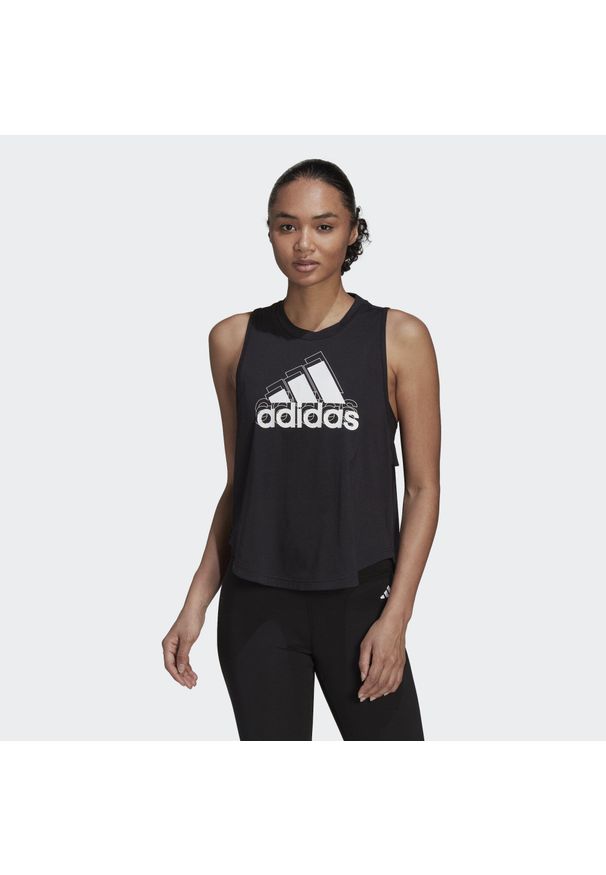 Adidas - Damski graficzny logo crop top adidas Aeroready Racerback. Kolor: czarny, biały, wielokolorowy. Sport: fitness