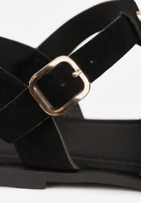 Born2be - Czarne Sandały Gladiatorki z Imitacji Nubuku z Klamerką Belenatia. Zapięcie: pasek. Kolor: czarny. Materiał: nubuk. Sezon: lato. Styl: klasyczny #5