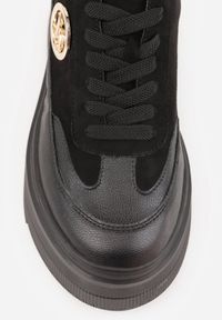 Born2be - Czarne Sneakersy Vices na Platformie Zdobione Okrągłą Aplikacją Wodvire. Okazja: na spacer, na co dzień. Nosek buta: okrągły. Kolor: czarny. Materiał: jeans. Szerokość cholewki: normalna. Wzór: aplikacja. Obcas: na platformie. Sport: turystyka piesza #8