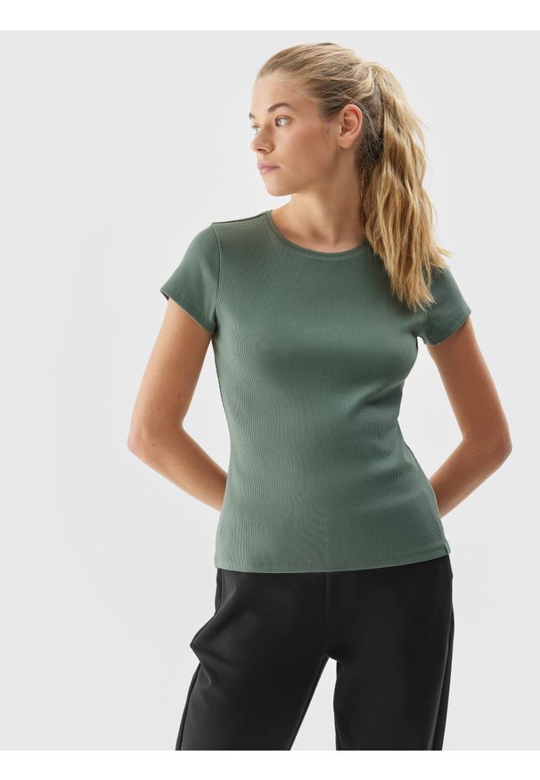 4f - T-shirt slim z bawełną organiczną damski. Kolor: zielony. Materiał: bawełna
