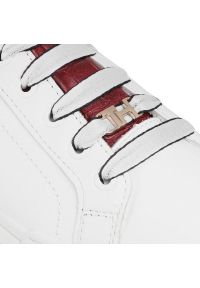TOMMY HILFIGER - Buty Tommy Hilfiger Branded Outsole Croc Sneaker W FW0FW05214-YBR białe. Okazja: na co dzień. Kolor: biały. Materiał: materiał, syntetyk, skóra #4