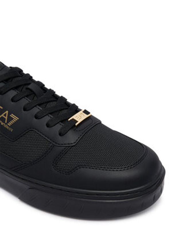 EA7 Emporio Armani Sneakersy 7X000786 AF26388 MZ177 Czarny. Kolor: czarny. Materiał: materiał