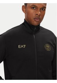 EA7 Emporio Armani Dres 7M000554 AF13526 UC001 Czarny Regular Fit. Kolor: czarny. Materiał: syntetyk