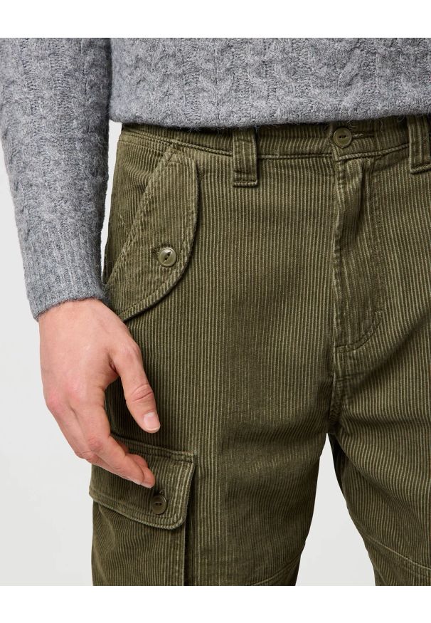 Wrangler - MESKIE SPODNIE WRANGLER CJ LOOSE CARGO IVY GREEN 112371050