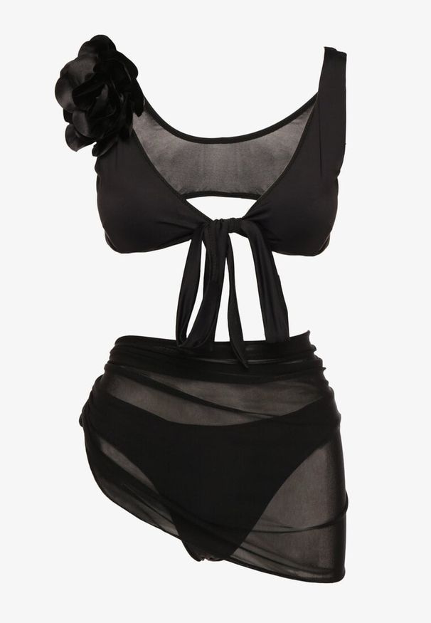 Born2be - Czarne Bikini Biustonosz z Odpinanym Kwiatem 3D Majtki Typu Figi i Siateczkowe Pareo Folane. Kolor: czarny. Wzór: kwiaty