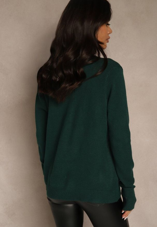 Renee - Ciemnozielony Klasyczny Sweter z Wełną i Bawełną Meviliana. Okazja: na co dzień. Kolor: zielony. Materiał: wełna, bawełna. Styl: klasyczny