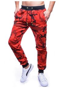 Spodnie męskie dresowe czerwone moro Recea. Kolor: czerwony. Materiał: dresówka. Wzór: moro #1