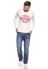 Mustang - LONGSLEEVE MUSTANG Printed Longsleeve CLOUD DANCER 1007065 2020. Długość rękawa: długi rękaw. Wzór: nadruk, melanż #3