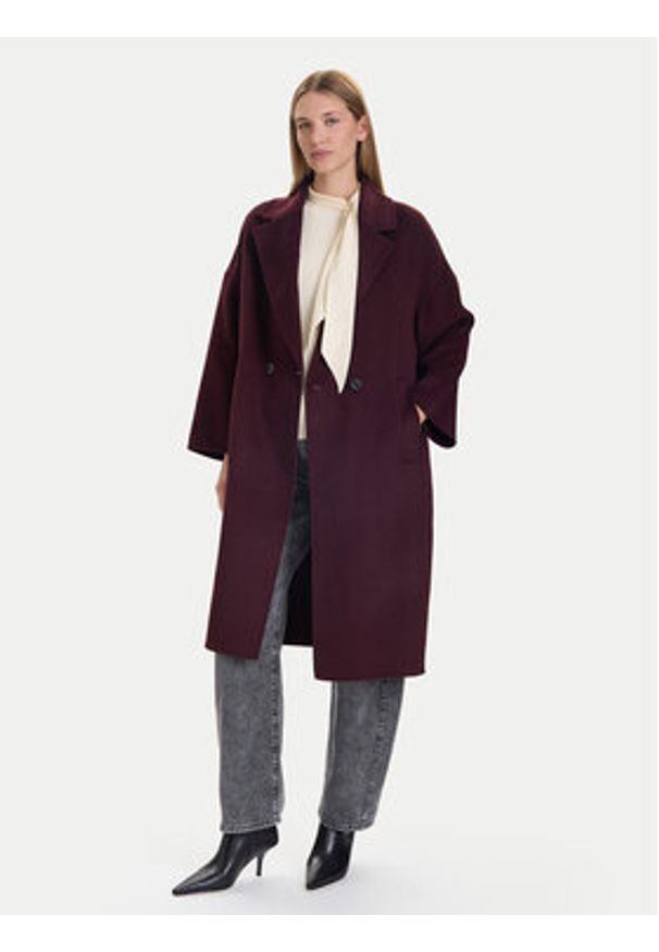 ViCOLO Płaszcz wełniany TF0003 Bordowy Regular Fit. Kolor: czerwony. Materiał: syntetyk