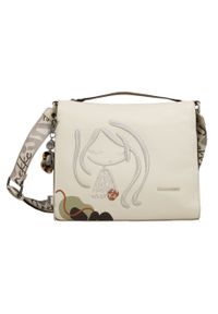 Torebka damska Anekke, z ozdobnym motywem i subtelnym logo zapinana na suwak wyposażona w regulowany pasek na ramię oraz dekoracyjną zawieszkę pojemn. Kolor: beżowy. Rodzaj torebki: na ramię #6