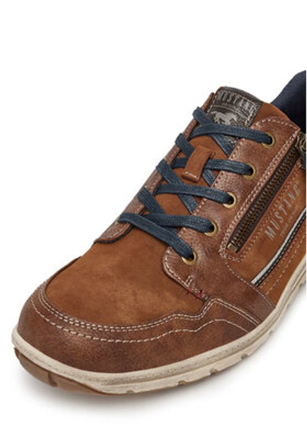 Mustang Sneakersy 4160-302 Brązowy. Kolor: brązowy. Materiał: skóra