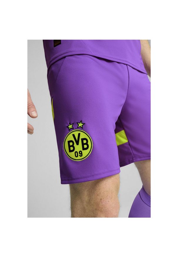 Puma - Męskie szorty Borussia Dortmund 24/25 PUMA Purple Glimmer Yellow Alert. Kolor: żółty, wielokolorowy, fioletowy. Sport: piłka nożna