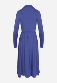 Born2be - Niebieska Rozkloszowana Sukienka z Ozdobnym Wycięciem i Usztywnioną Linią Ramion Rivfedi. Okazja: na co dzień, na imprezę. Kolor: niebieski. Długość rękawa: długi rękaw. Typ sukienki: proste. Styl: casual, elegancki #2