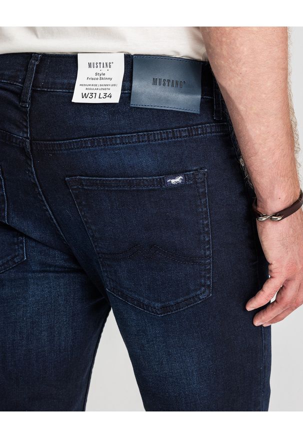 Męskie Spodnie Jeansowe Mustang Style Frisco Skinny Denim Blue 1017116 5000 801