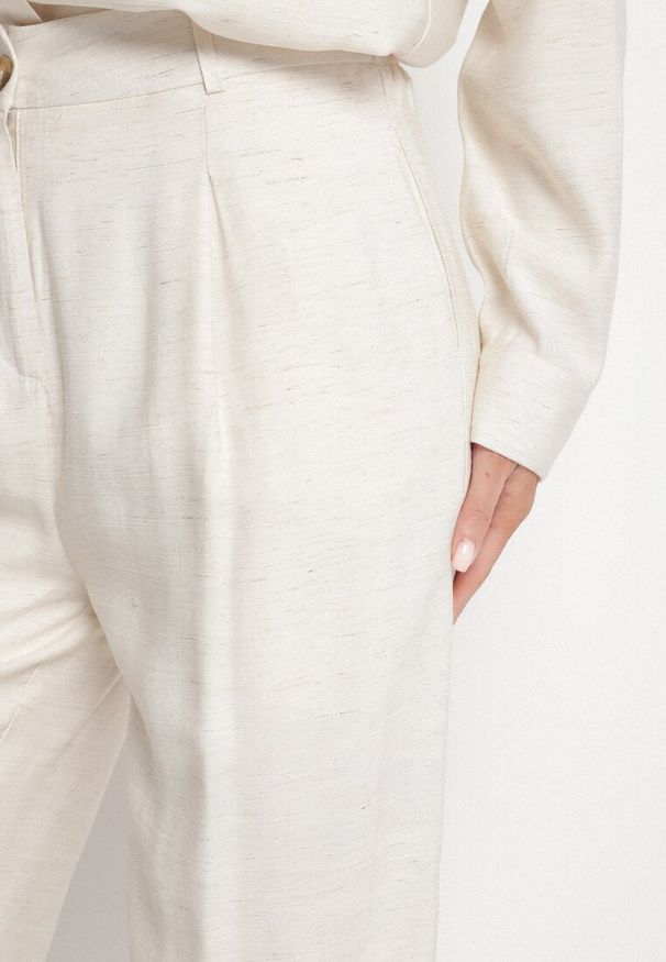 Born2be - Beżowe Wiskozowe Szerokie Spodnie z Wysokim Stanem Lisoriela. Okazja: na co dzień. Stan: podwyższony. Kolor: beżowy. Materiał: wiskoza. Styl: casual