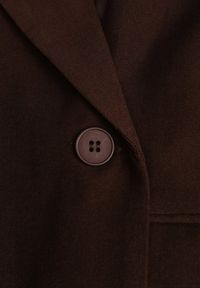 Renee - Brązowa Marynarka Dwurzędowa o Kroju Oversize Clasora. Typ kołnierza: golf. Kolor: brązowy. Materiał: poliester. Styl: klasyczny #4