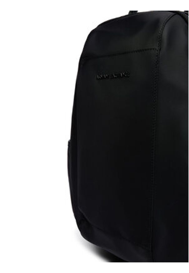 Armani Exchange Plecak XM002678 AF22858 Czarny. Kolor: czarny. Materiał: materiał