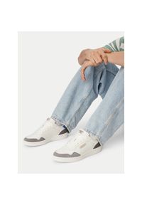 Sneakersy Guess Jeans. Kolor: biały #1