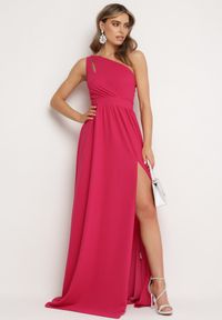 Born2be - Różowa Rozkloszowana Sukienka Maxi na Jedno Ramię Beliotta. Kolor: różowy. Materiał: tkanina. Długość: maxi #6